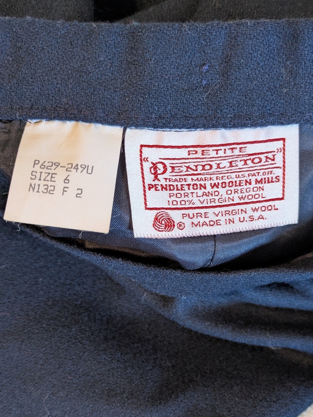 Pendleton Vintage 100% Wool Navy Midi Skirt - Picture 6 of 6